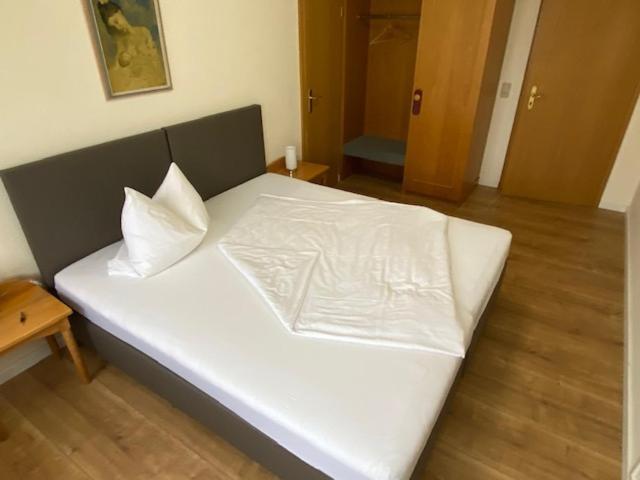 Hotel Janssen Bodenheim Esterno foto