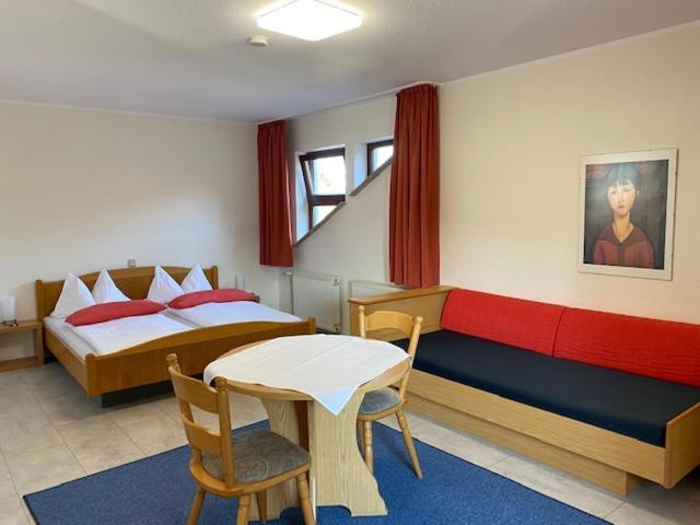 Hotel Janssen Bodenheim Esterno foto